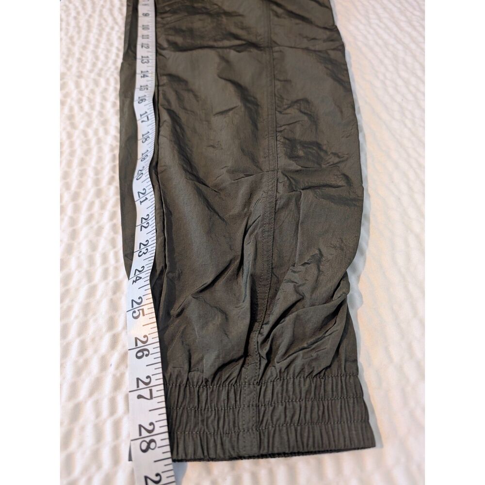 Zella Lightweight Jogger Pant Size Medium Women's Zip Pockets Green - Picture 7 of 9